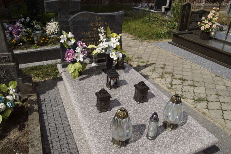 Roman Kruś 1892 Stara Rawa - Grobonet - Wyszukiwarka osób pochowanych